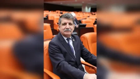 CHP Kocaeli Milletvekili Mühip Kanko: ‘Tasarrufu millete, israfı saraya layık gören düzeni değiştireceğiz’
