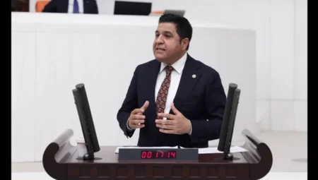 YENİ YOL Grup Başkanı Bülent Kaya: ‘İklim yasasına emisyon ticaretiyle başlamak, derdinizin iklim değil para olduğunu gösteriyor’